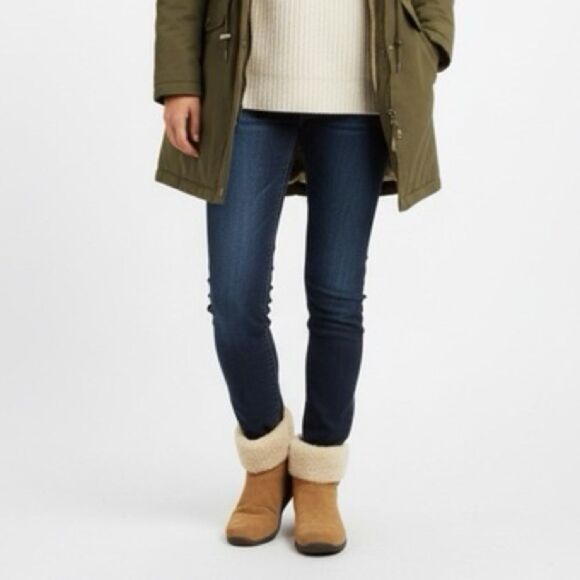 Vionic Magnolia Ruth Suede Bootie - Picture 13 of 16